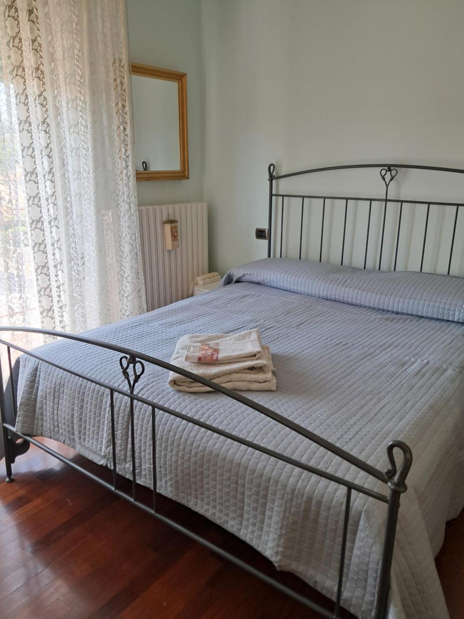 Roses House Leilighet Porto San Giorgio Eksteriør bilde